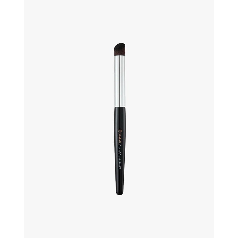 Studio 17 Corrector & Concealer Brush 482