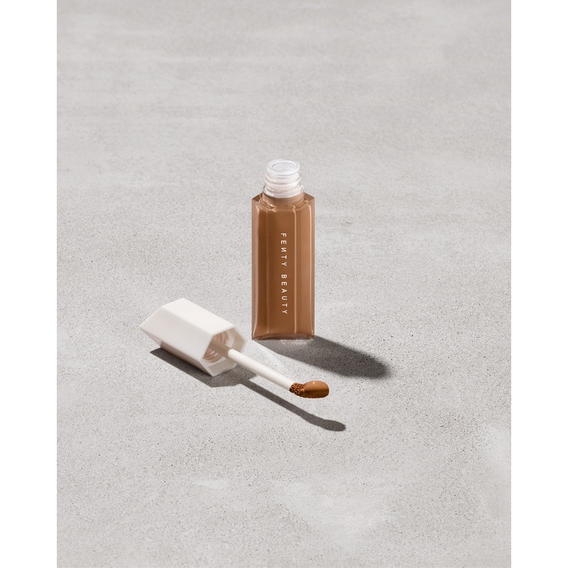 We’re Even Hydrating Longwear Concealer  390C 390C