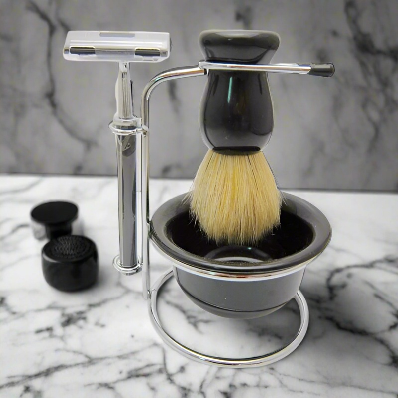 Mens Traditional 8pc Shaving kit In Black Black