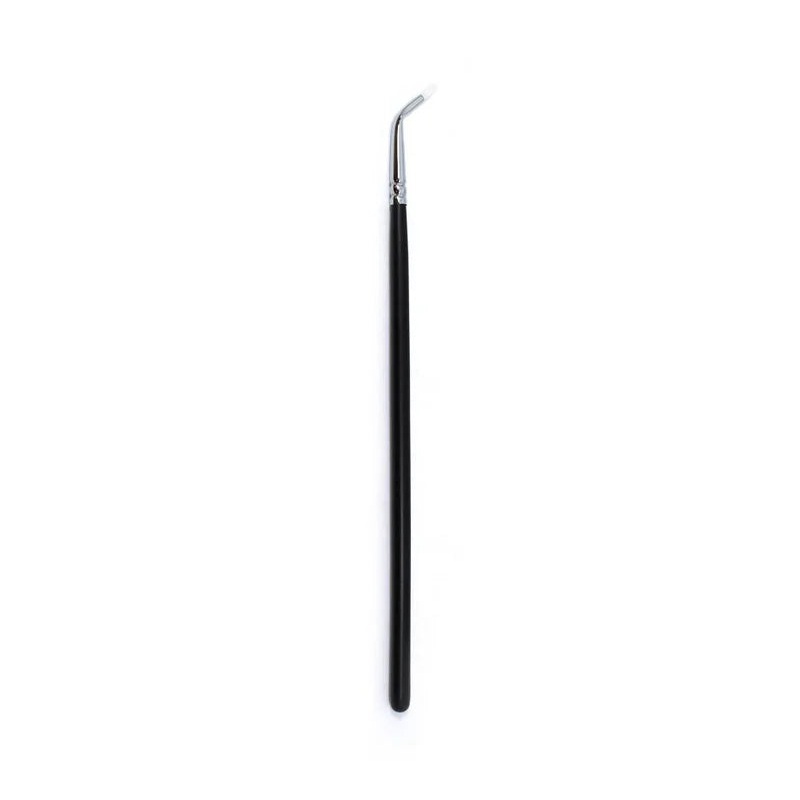 Morphe M217 Bent Liner Eyeliner Brush