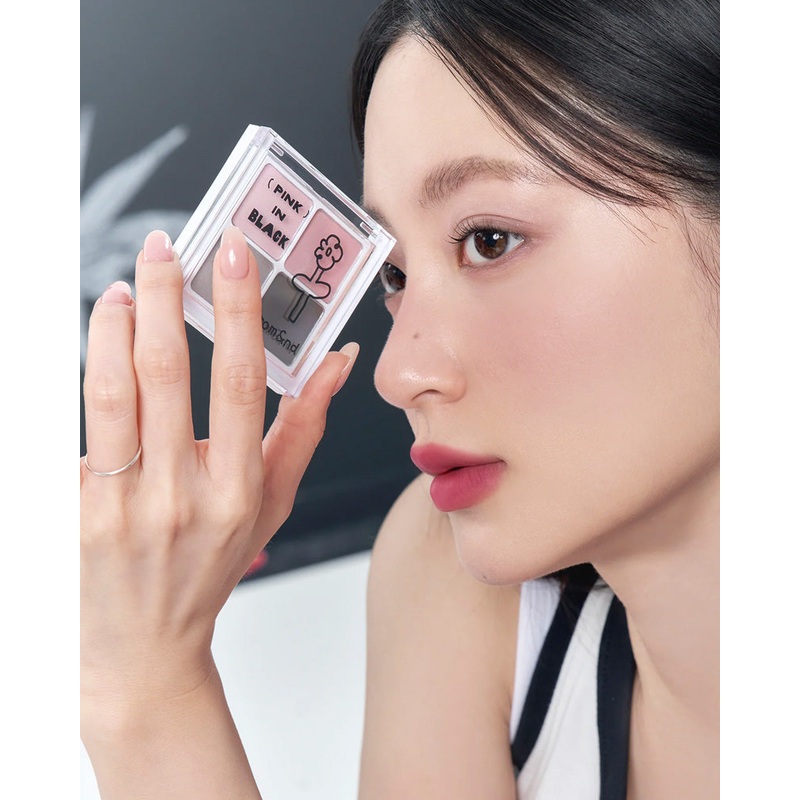 rom&nd x INAPSQUARE Better Than Eyes #B01 Buckwheat Flower in Black