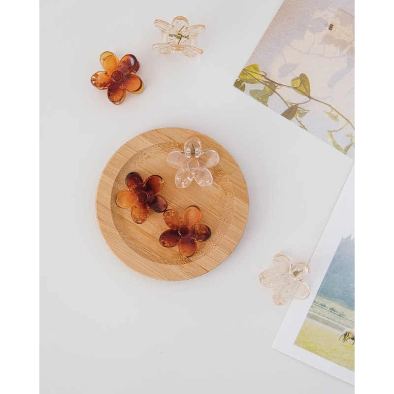 Mini Flower Hair Claw Clip Brown