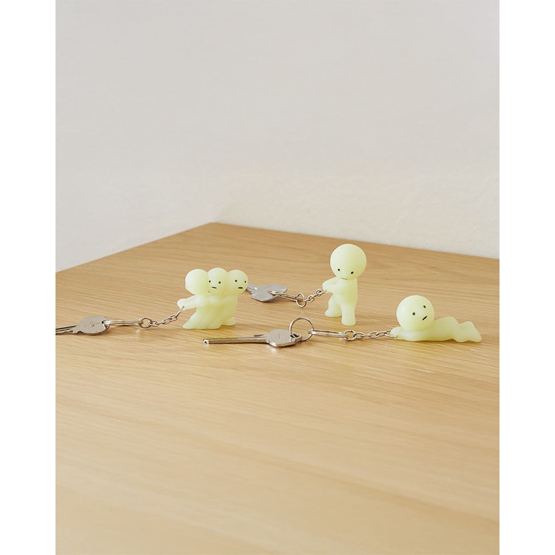 Smiski Keychain: Carrying