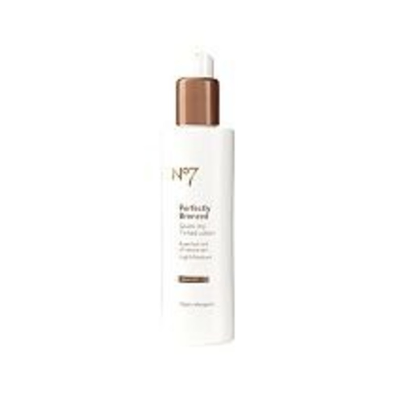 No7 Perfectly Bronzed Self Tan Quick Dry Tinted Lotion Light/Medium 200ml
