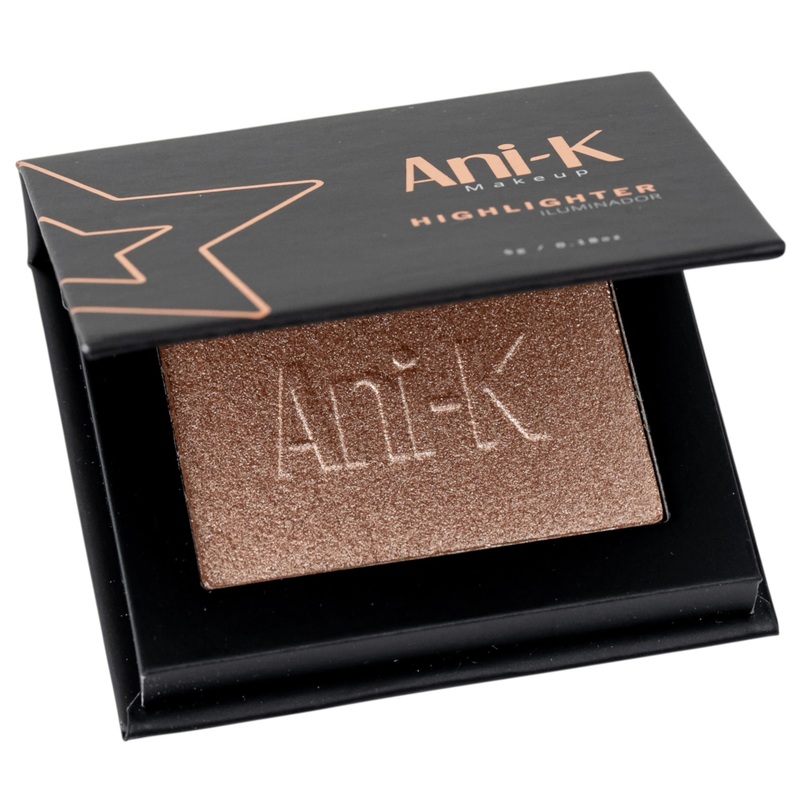 Ani-K Makeup Compact Highlighter 02 – Wholesale Display 12 Units (CA1907-02)