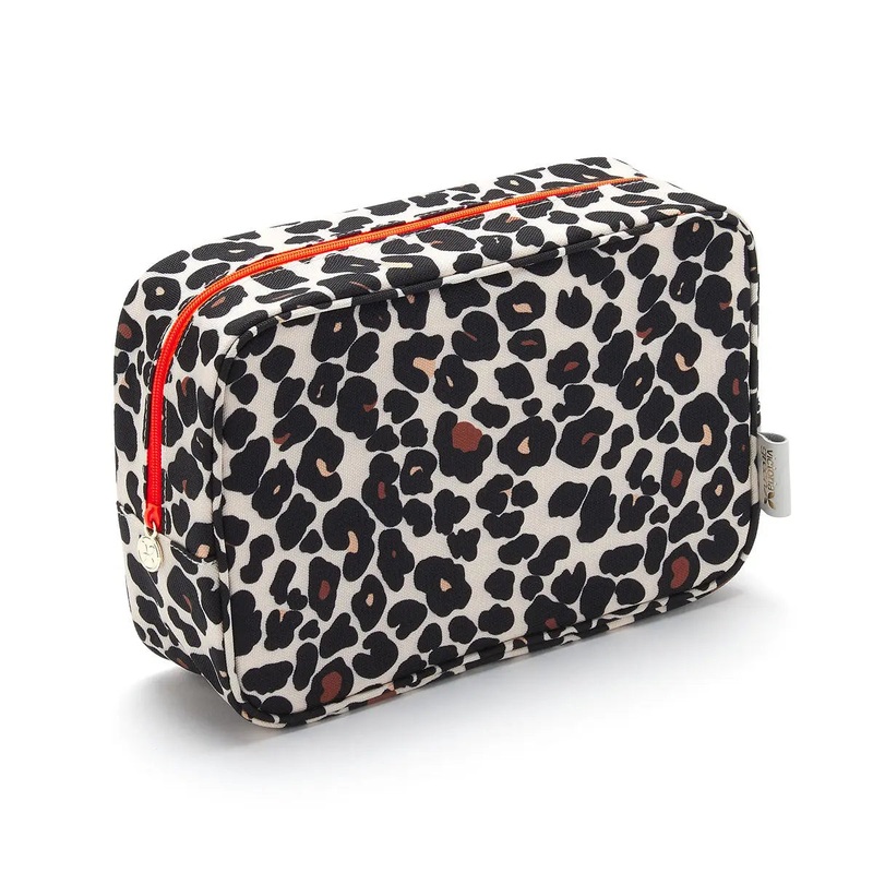 Victoria Green Beauty Kit Case in Leopard Tan