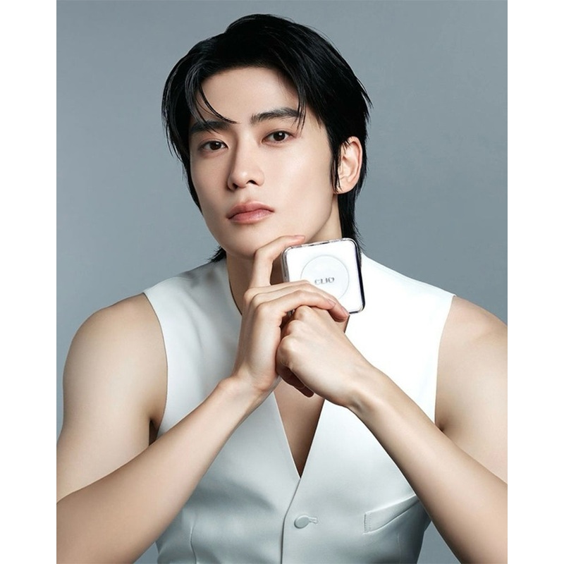 CLIO Kill Cover Founwear Cushion: The Original #19N Porcelain