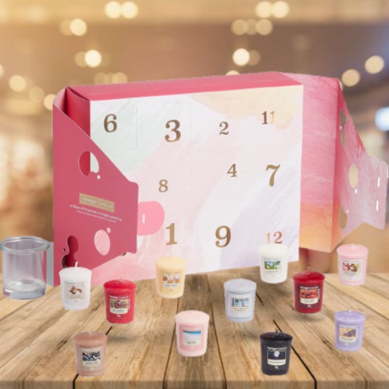 Yankee Candle Gift Set | 12 Scented Filled Votive Candles & Votive Holder Brand New – Damaged Box – 1 Missing Candle