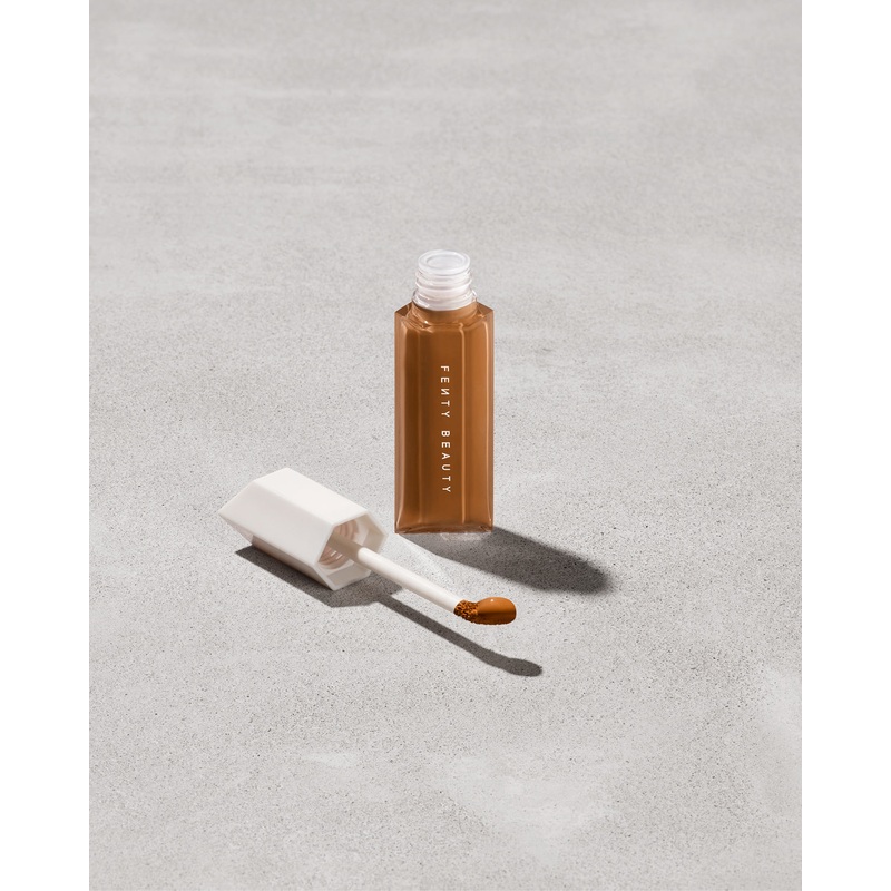 We’re Even Hydrating Longwear Concealer  440W 440W