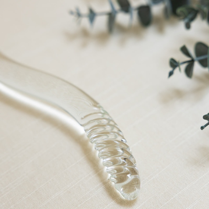 Tansy Wave | 10″ Glass Dildo Featuring An Exquisite Design