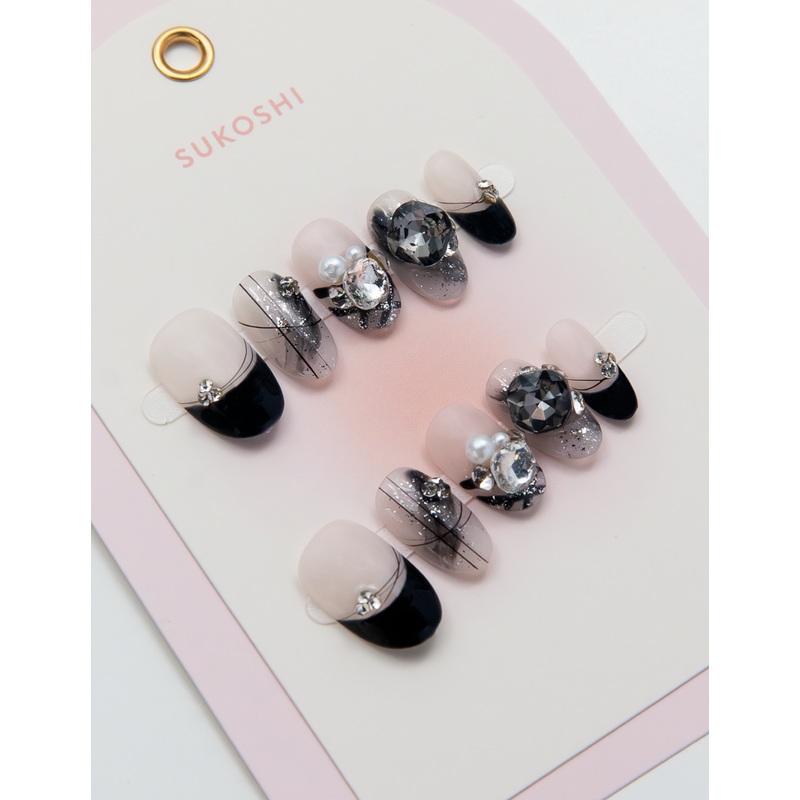 SUKOSHI Handmade Press-On Nails Black Swan Extra Small
