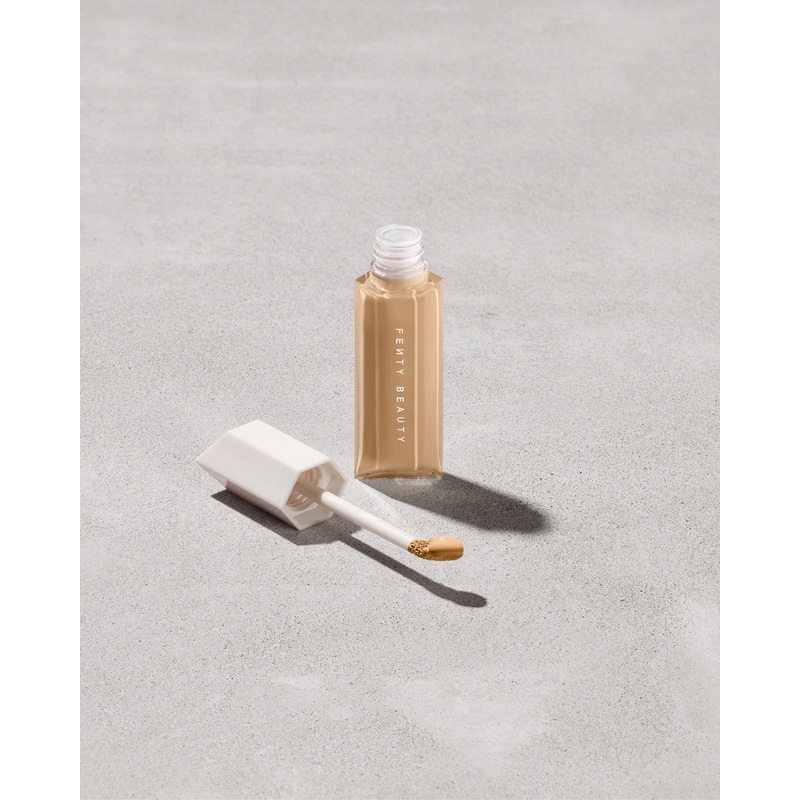 We’re Even Hydrating Longwear Concealer  235W 235W