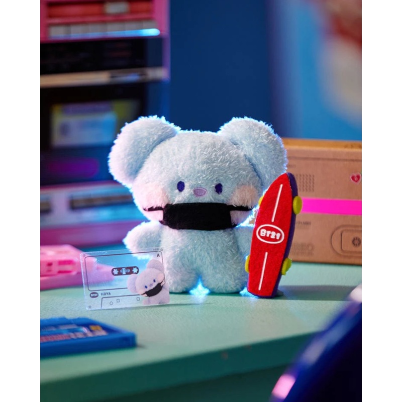 BT21 KOYA minini Stereo Standing Doll